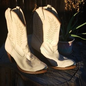Vintage Acme cowgirl Lower Cut Boot